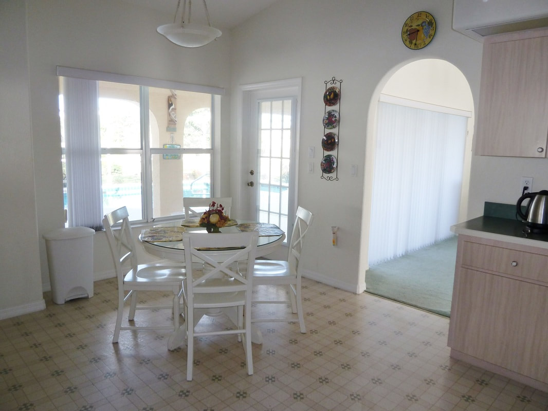 Kitchen & pool outlook